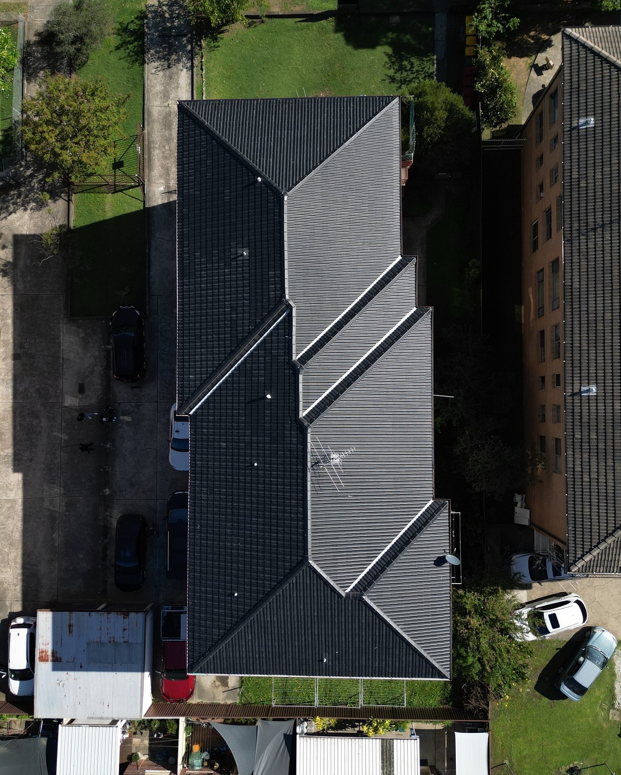 Are clay roof tiles better than concrete?