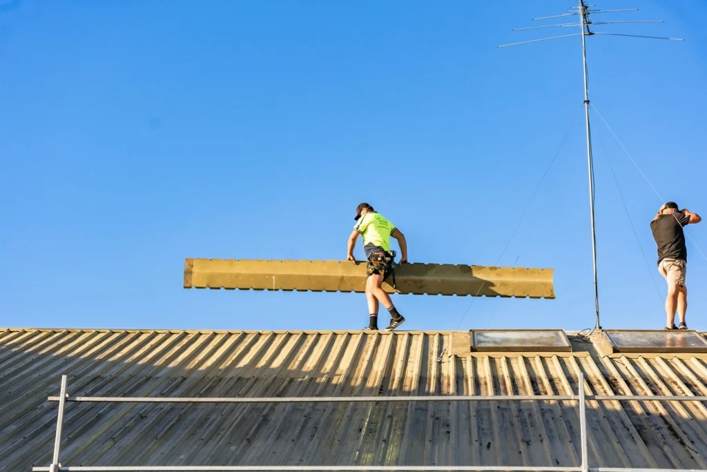 How to Repair Ripped Roof Sarking